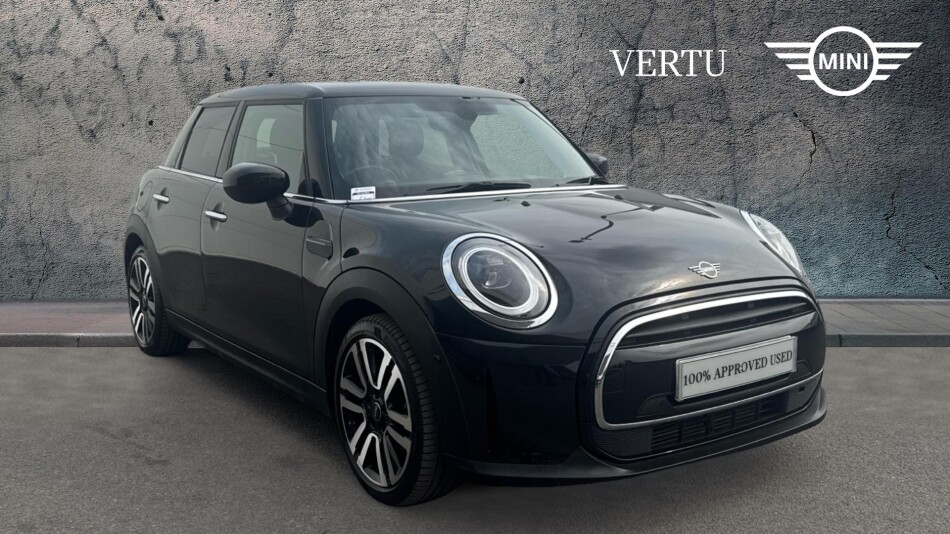 MINI Hatchback 1.5 Cooper Exclusive 5dr Auto Petrol Hatchback